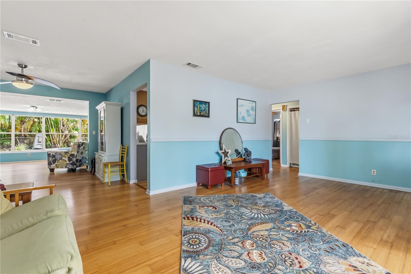 Single Family Residence at 1508 ERIN LN, CLEARWATER, photo 4 of 31