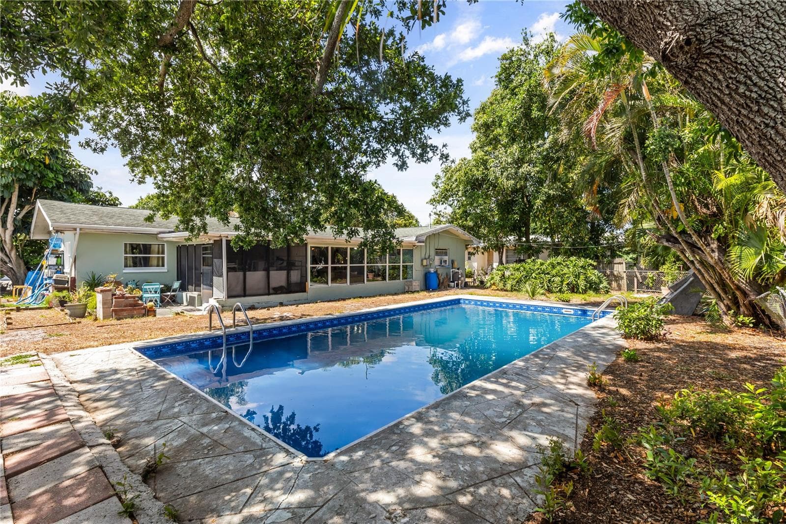 Single Family Residence at 1508 ERIN LN, CLEARWATER, photo 29 of 31