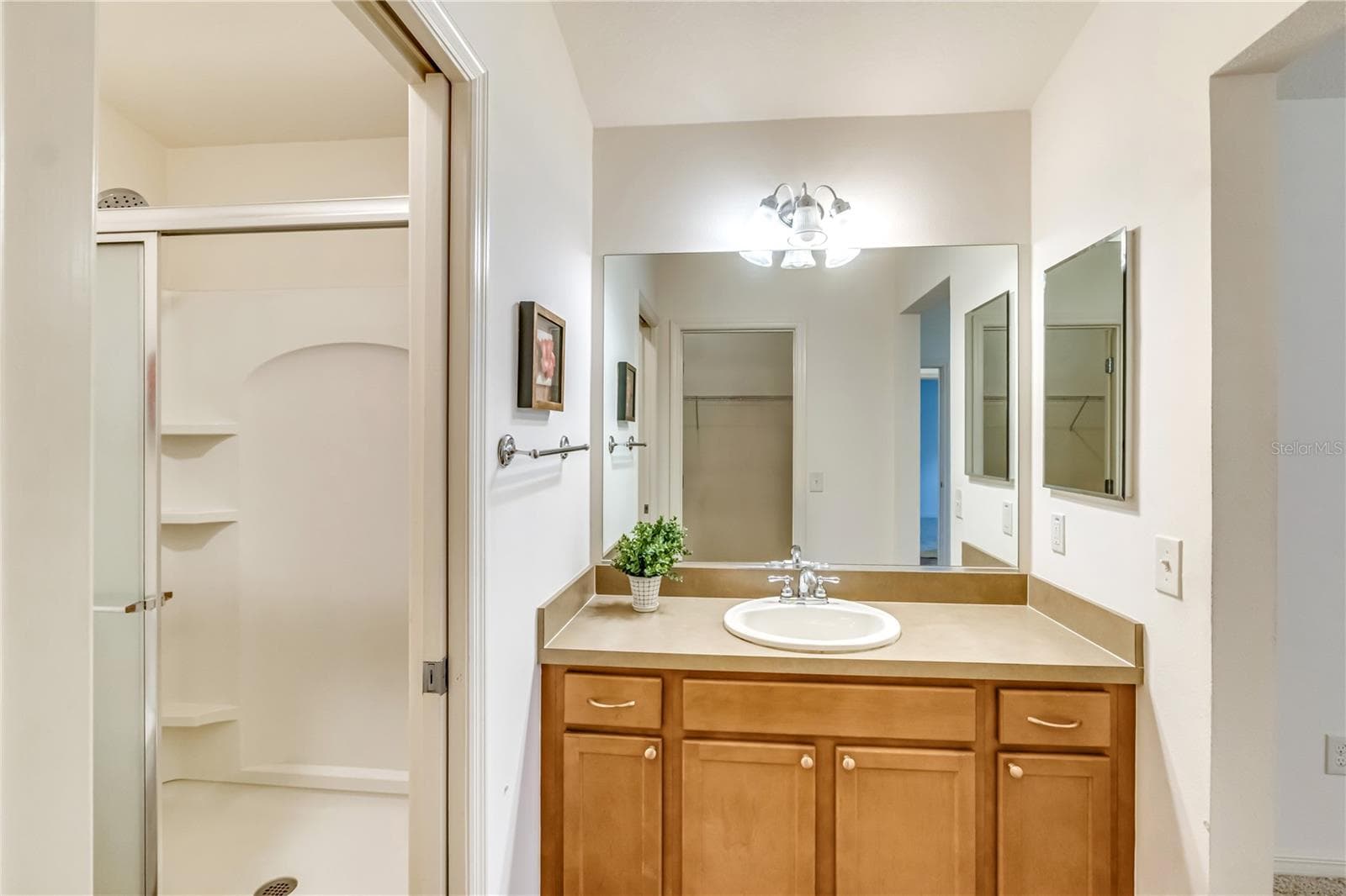 Villa at 1806 QUEENSBURY TER, THE VILLAGES, photo 23 of 28