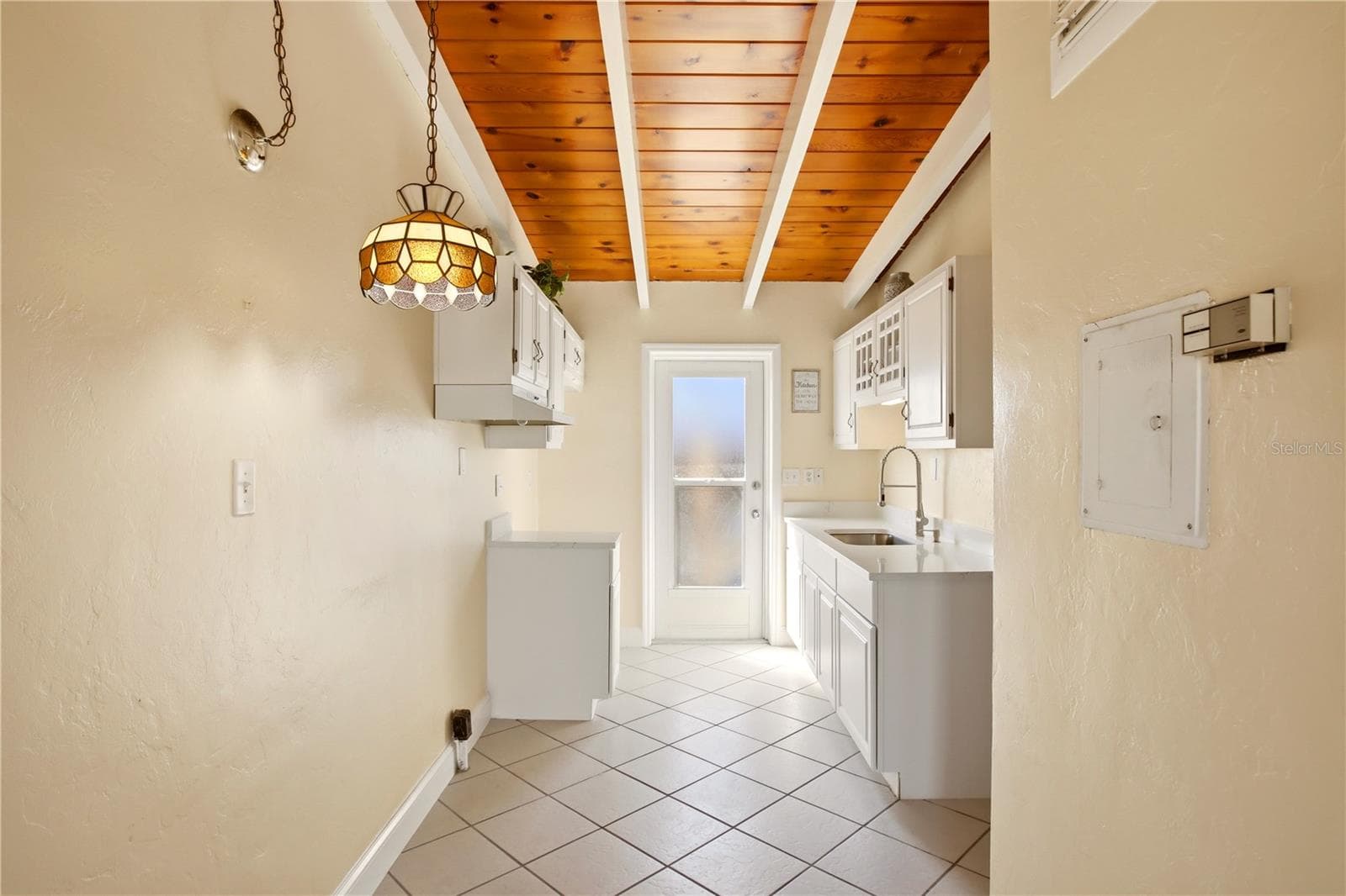 Condominium at 6006 MIDNIGHT PASS RD #48, SARASOTA, photo 6 of 26