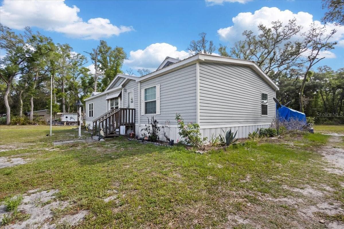 Manufactured Home at INDIAN OAKS, OLD TOWN, photo 30 of 40