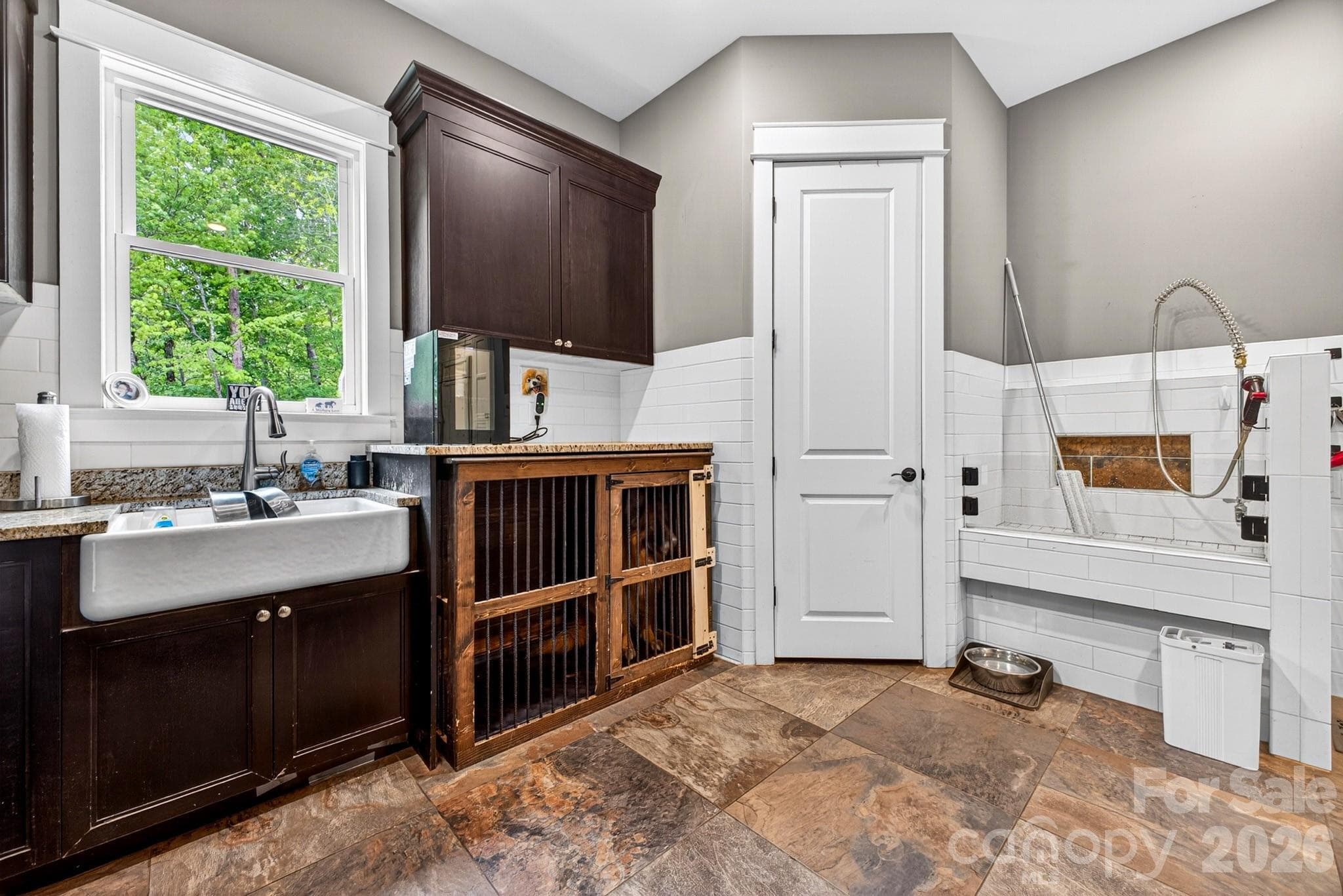 Single Family Residence at Horse Shoe, photo 8 of 47