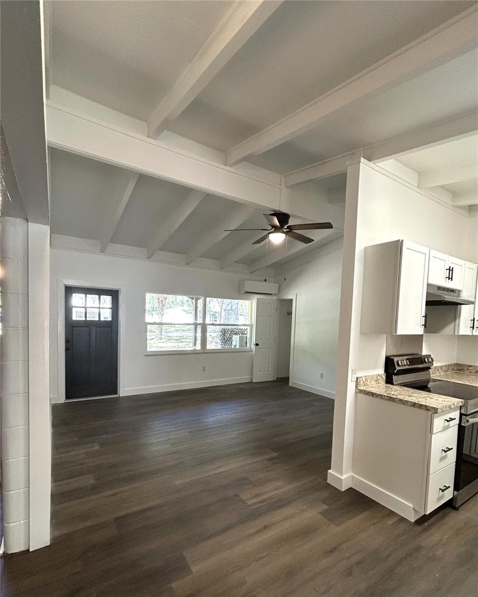 Single Family Residence at 34798 EVERGREEN WAY, DADE CITY, photo 8 of 32