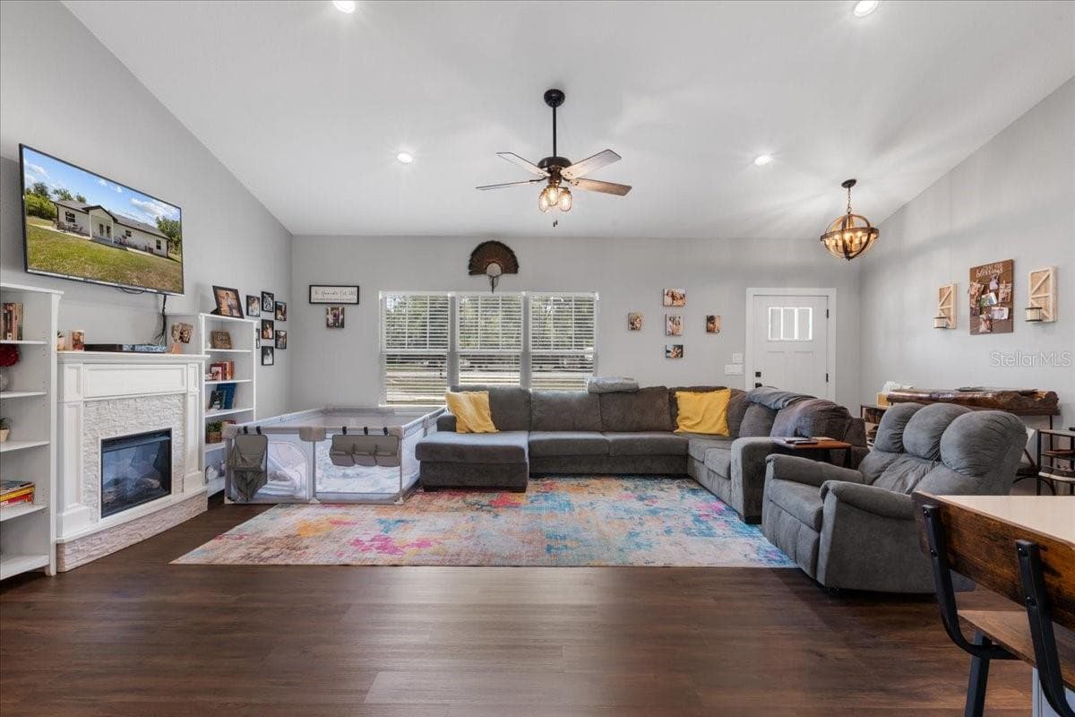 Single Family Residence at 5231 NW 73RD ST, CHIEFLAND, photo 4 of 54