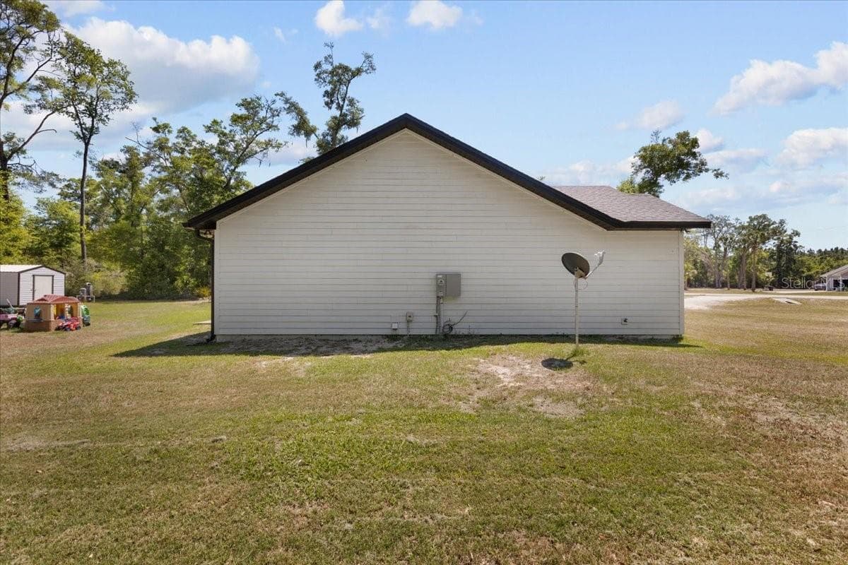 Single Family Residence at 5231 NW 73RD ST, CHIEFLAND, photo 39 of 54