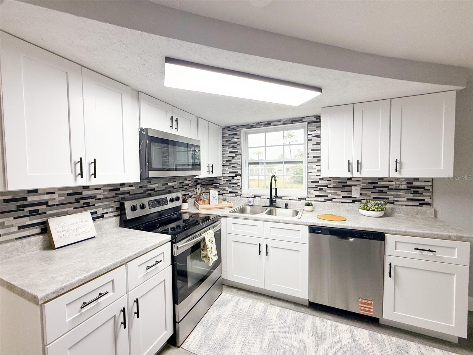Kitchen - 10805 FILLMORE AVE, PORT RICHEY
