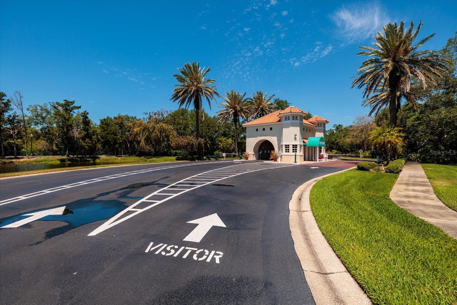 Guard Gate Entrance - 4801 OSPREY DR S #207, ST PETERSBURG
