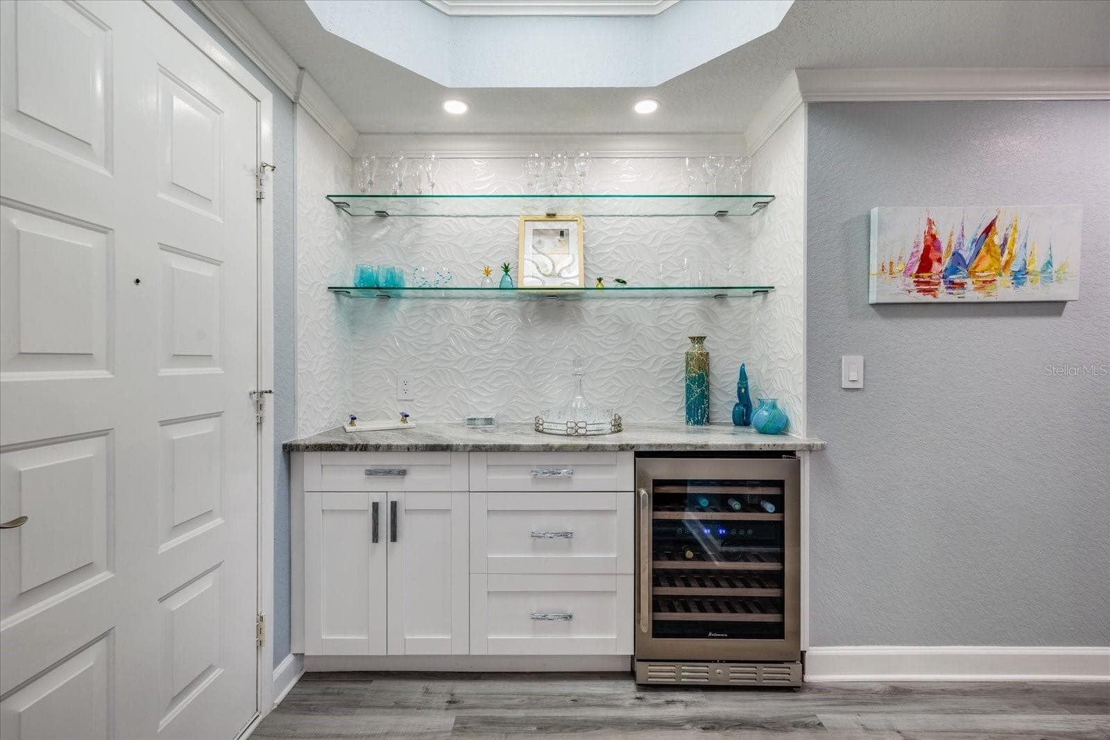 Dry Bar area with wine refrigerator - 4801 OSPREY DR S #207, ST PETERSBURG