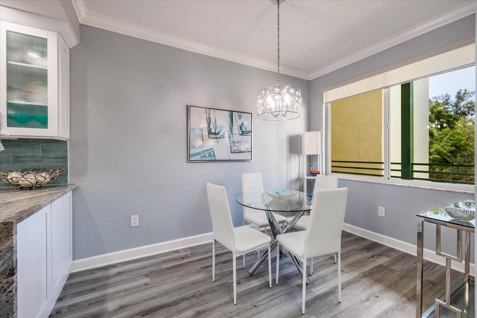 Dining Area with big picture window - 4801 OSPREY DR S #207, ST PETERSBURG