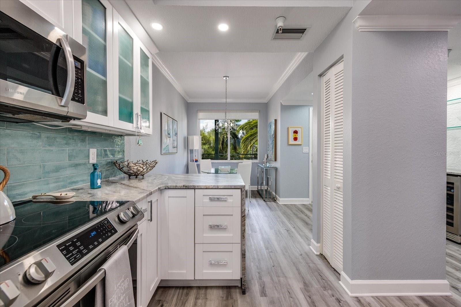 Condominium at 4801 OSPREY DR S #207, ST PETERSBURG, photo 16 of 93