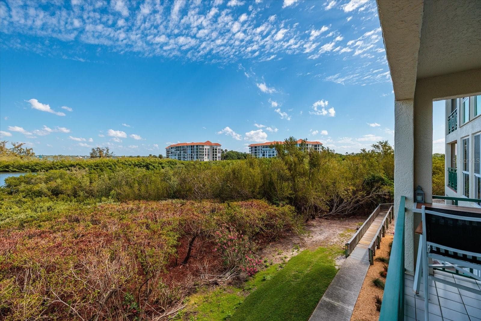 Condominium at 4801 OSPREY DR S #207, ST PETERSBURG, photo 27 of 93