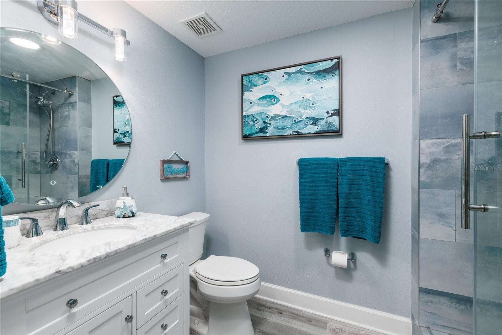 Guest Bath with Tile Shower - 4801 OSPREY DR S #207, ST PETERSBURG