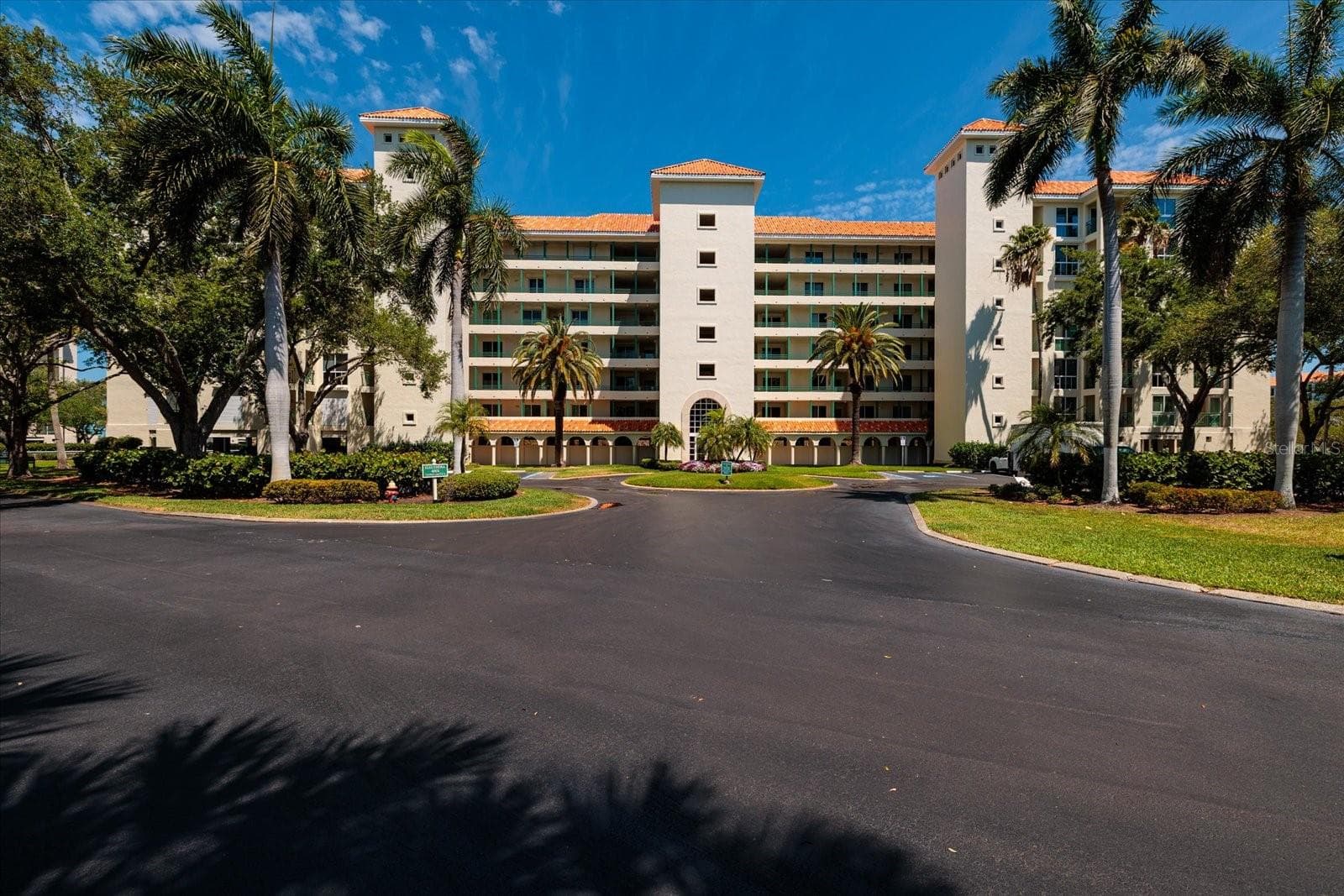 Condominium at 4801 OSPREY DR S #207, ST PETERSBURG, photo 42 of 93