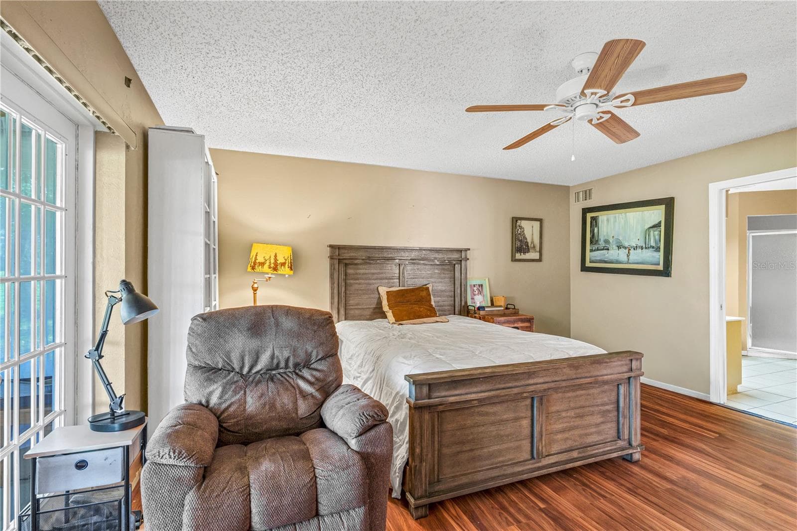 Direct Access to Florida Room - 524 CROOKED STICK DR, DAYTONA BEACH