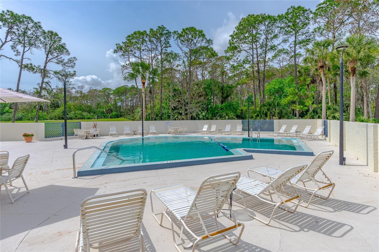 Only for Courtyard REsidents - 524 CROOKED STICK DR, DAYTONA BEACH