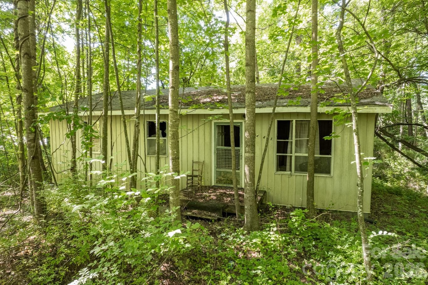 Home on property of no value - Black Mountain