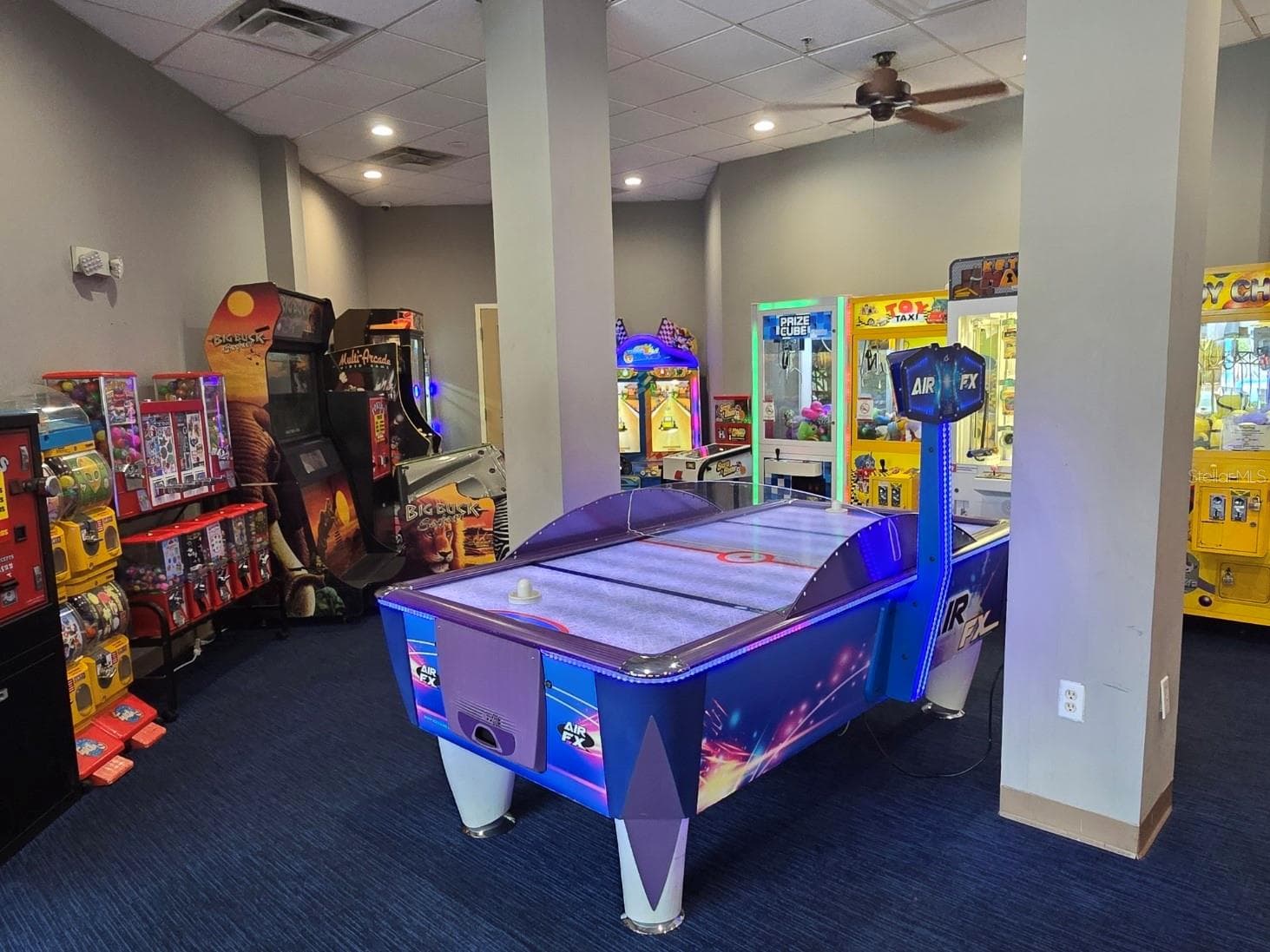 Condo - Hotel at 12556 FLORIDAYS RESORT DR #A-201, ORLANDO, photo 18 of 23