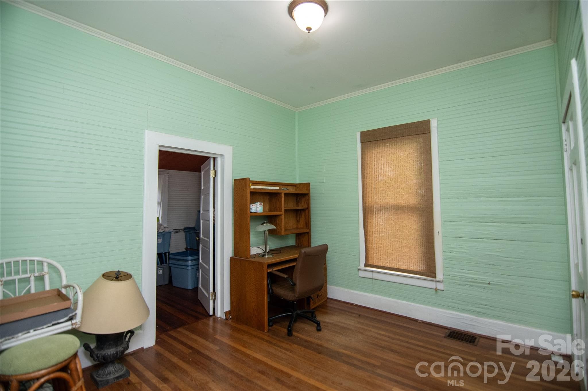 Single Family Residence at 600 W Warren Street, Shelby, photo 7 of 16