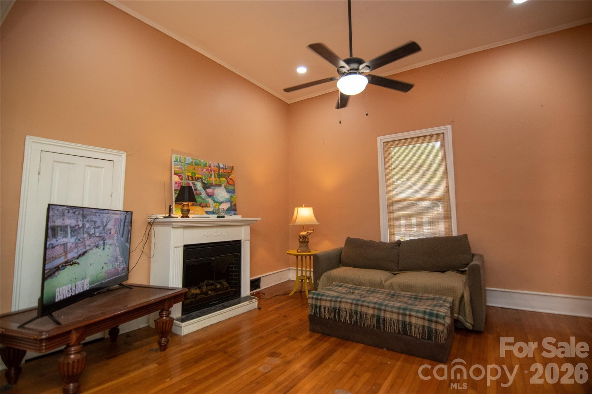 Single Family Residence at 600 W Warren Street, Shelby, photo 8 of 16