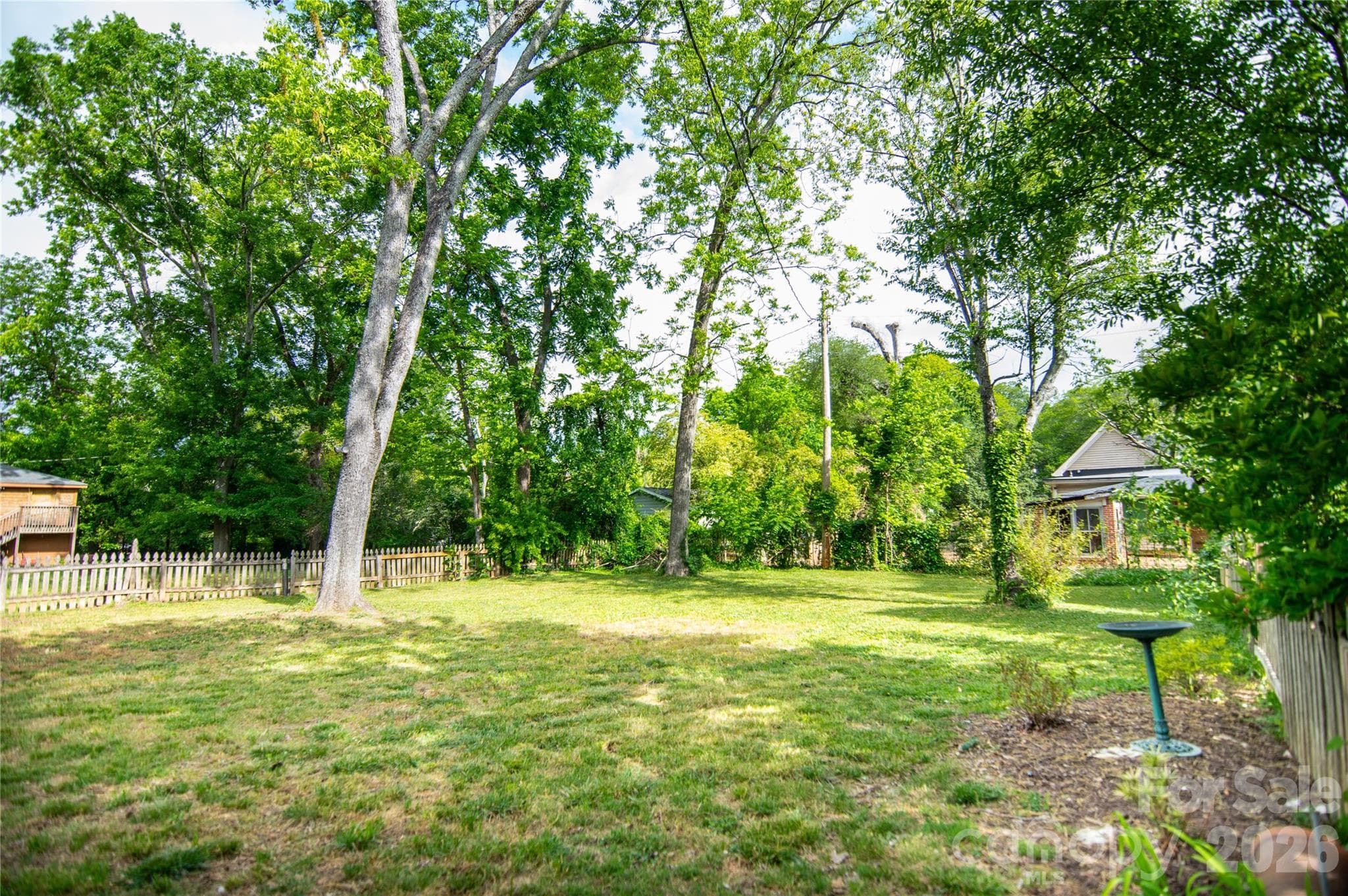 Fenced Yard - 600 W Warren Street, Shelby
