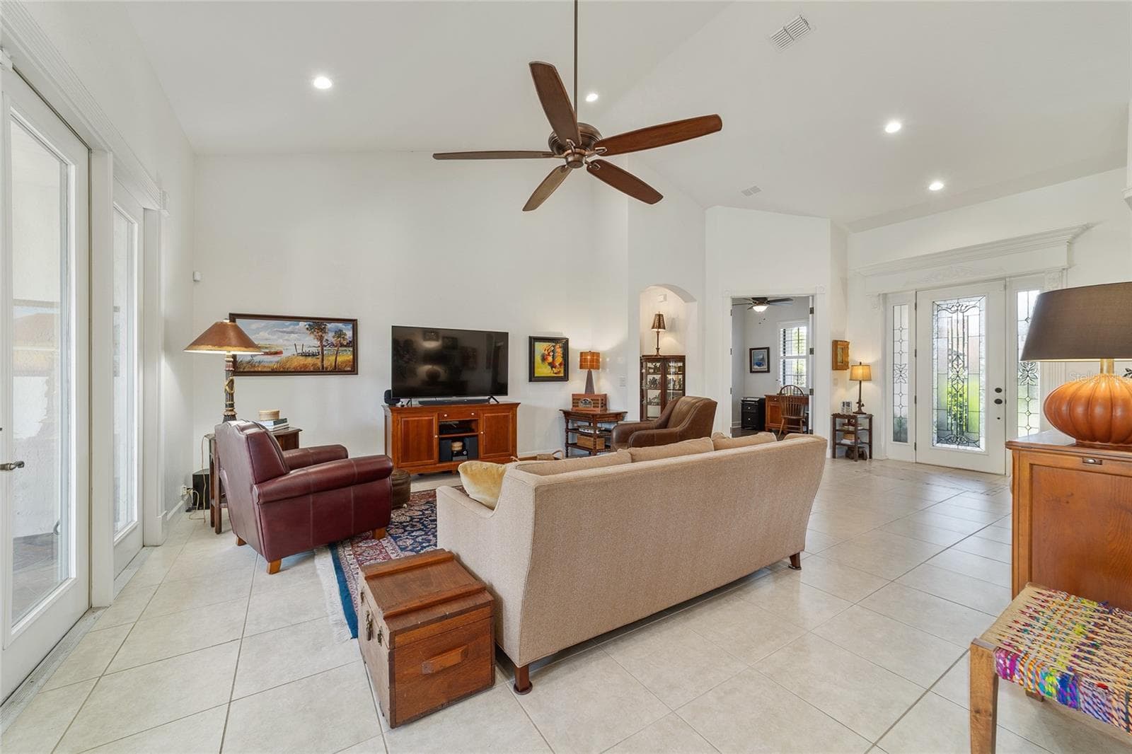 Single Family Residence at 2806 SE 30TH ST, OCALA, photo 5 of 34