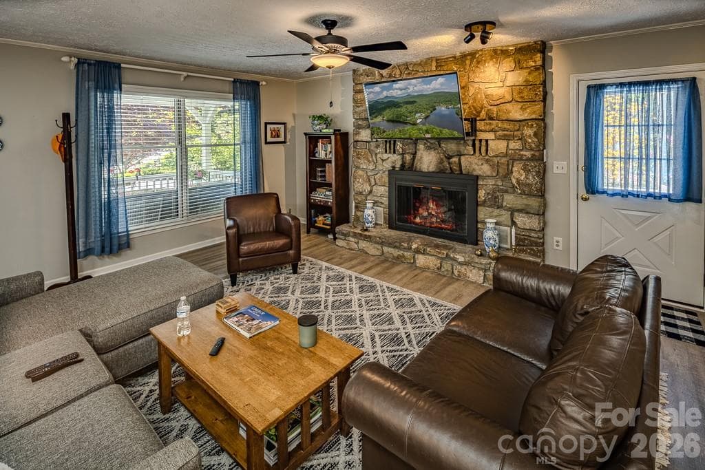 Single Family Residence at 38 Rocky Meadows Road, Newland, photo 5 of 48