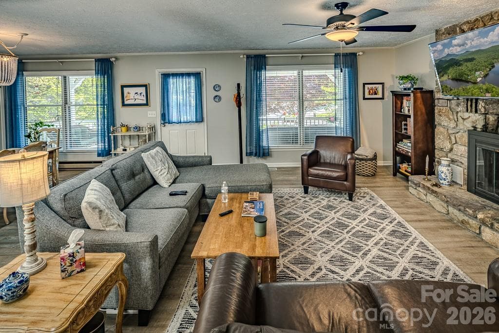 Single Family Residence at 38 Rocky Meadows Road, Newland, photo 6 of 48