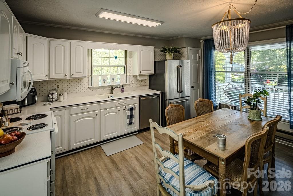 Single Family Residence at 38 Rocky Meadows Road, Newland, photo 9 of 48