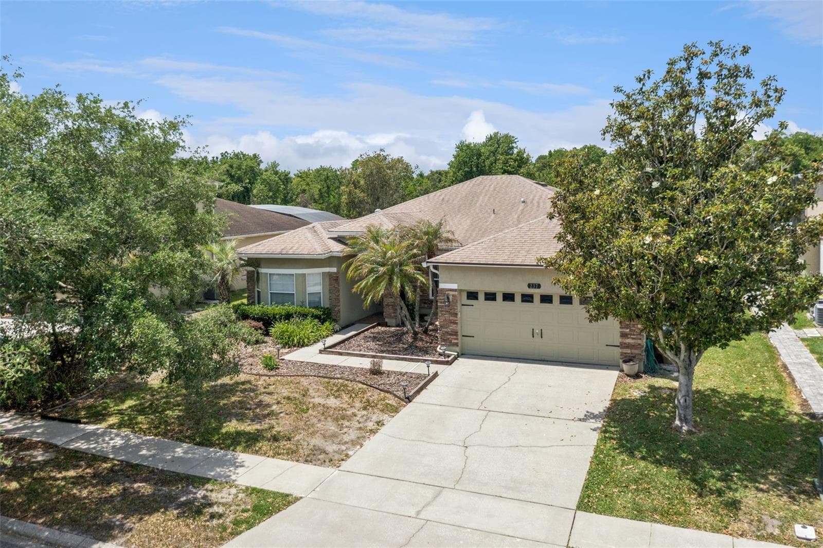 Single Family Residence at 237 STRATHMORE CIR, KISSIMMEE, photo 3 of 55
