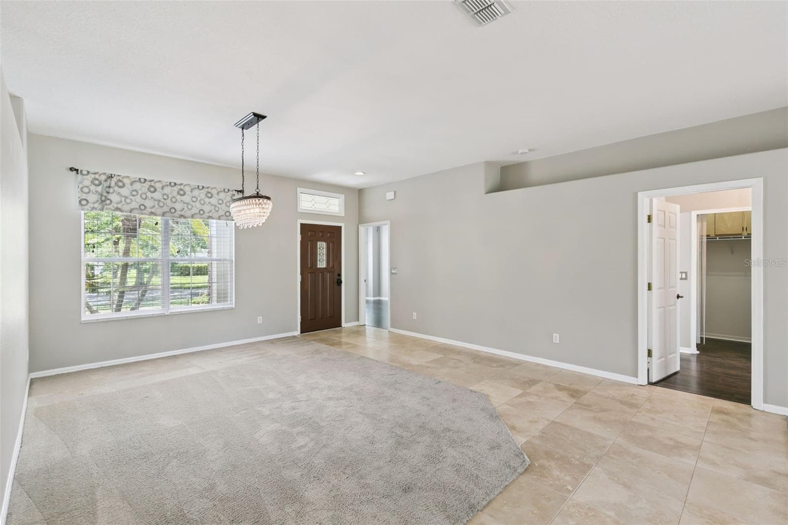 Dining room. - 237 STRATHMORE CIR, KISSIMMEE