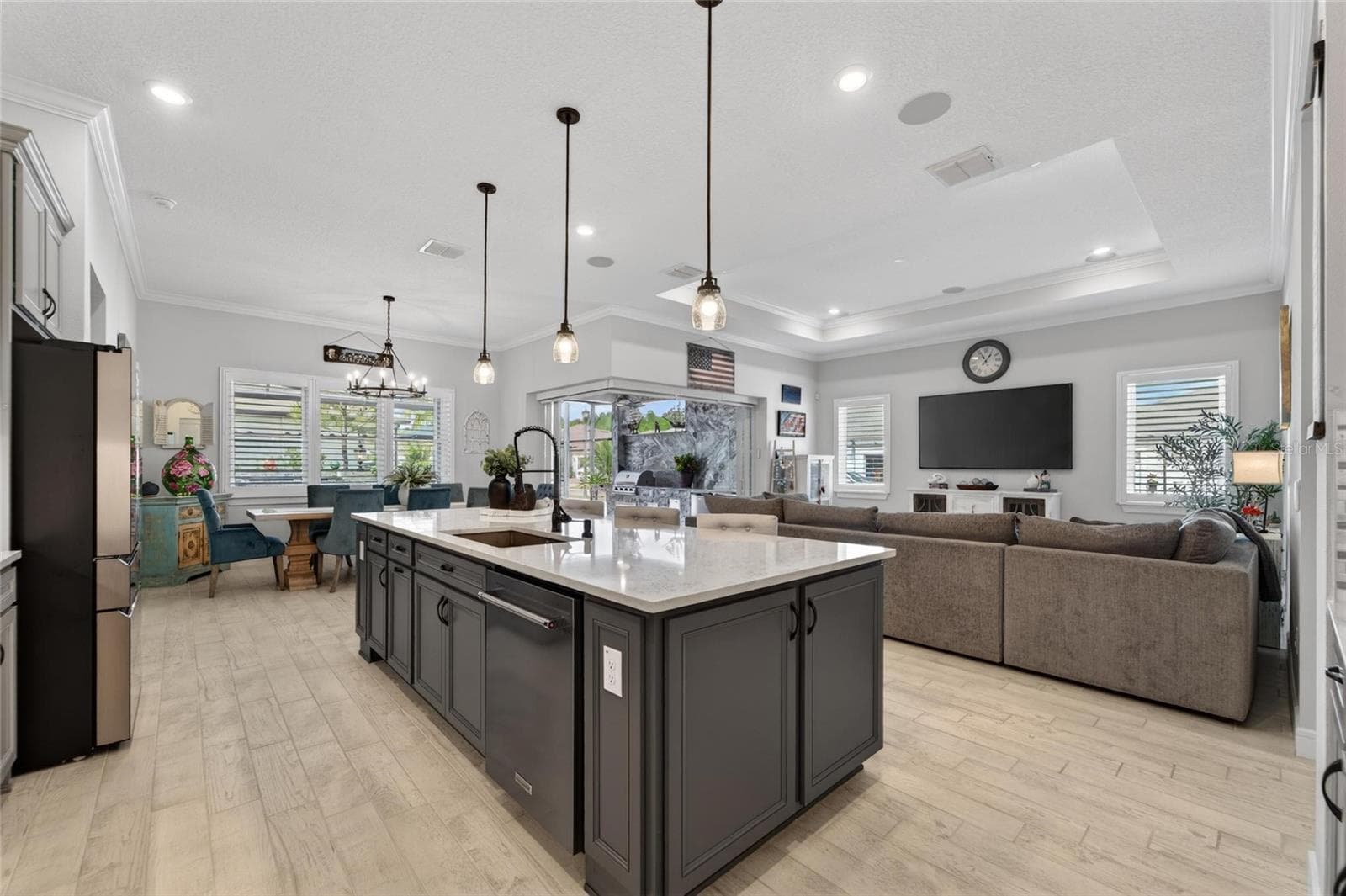 Kitchen with view to Dining Room & Great Room - 18752 HORIZON VIEW PT, LAND O LAKES