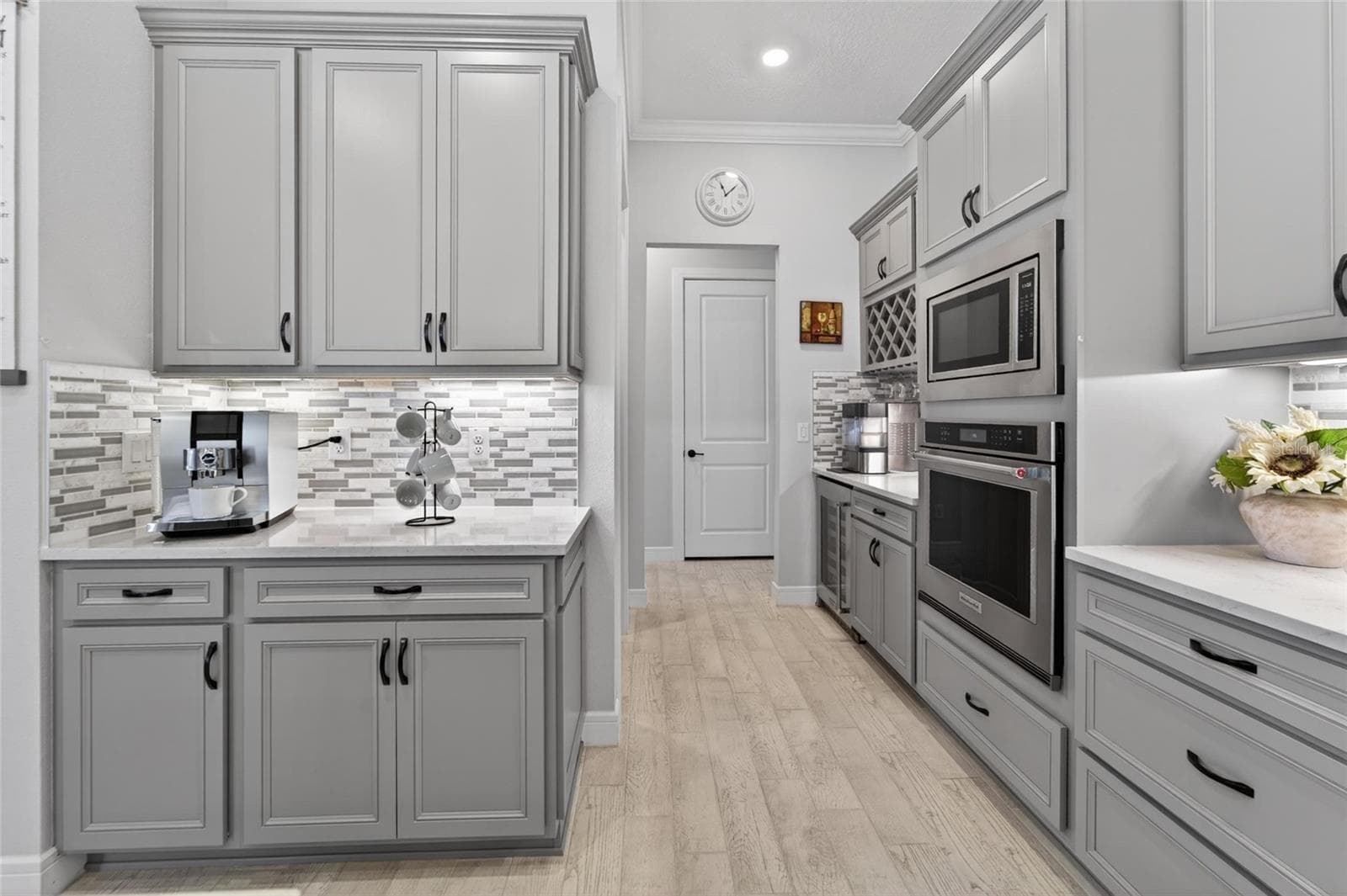 Room for a Coffee Bar and Wine Bar - 18752 HORIZON VIEW PT, LAND O LAKES