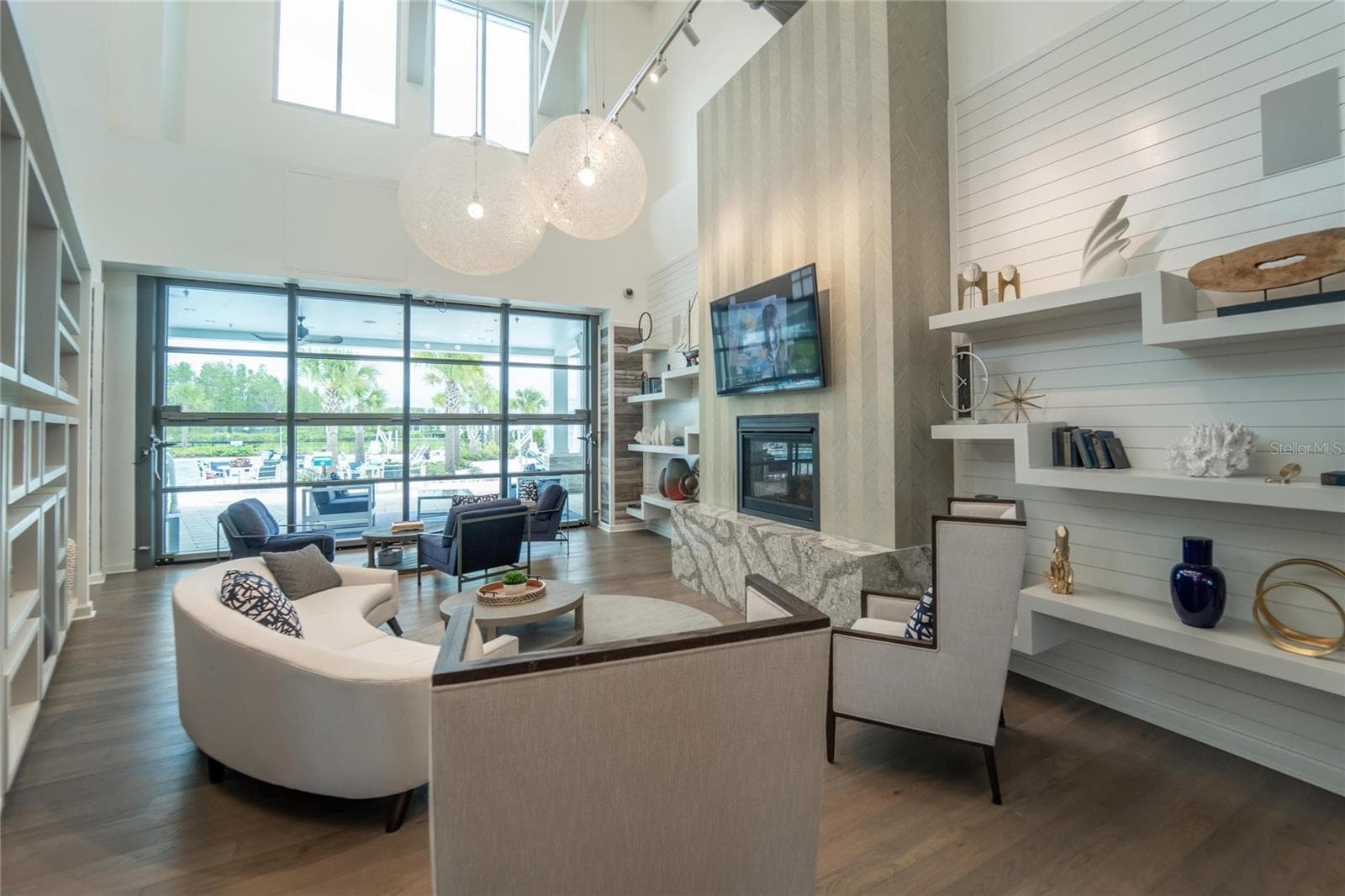 Sitting area at clubhouse - 18752 HORIZON VIEW PT, LAND O LAKES