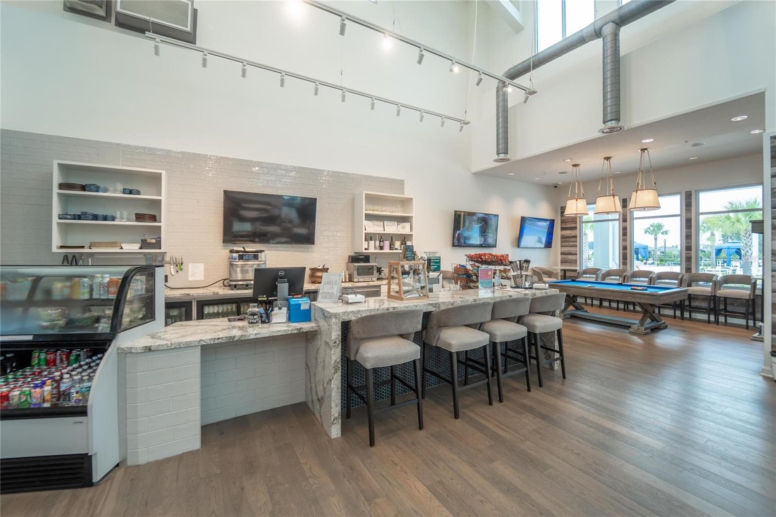 Bistro - 18752 HORIZON VIEW PT, LAND O LAKES