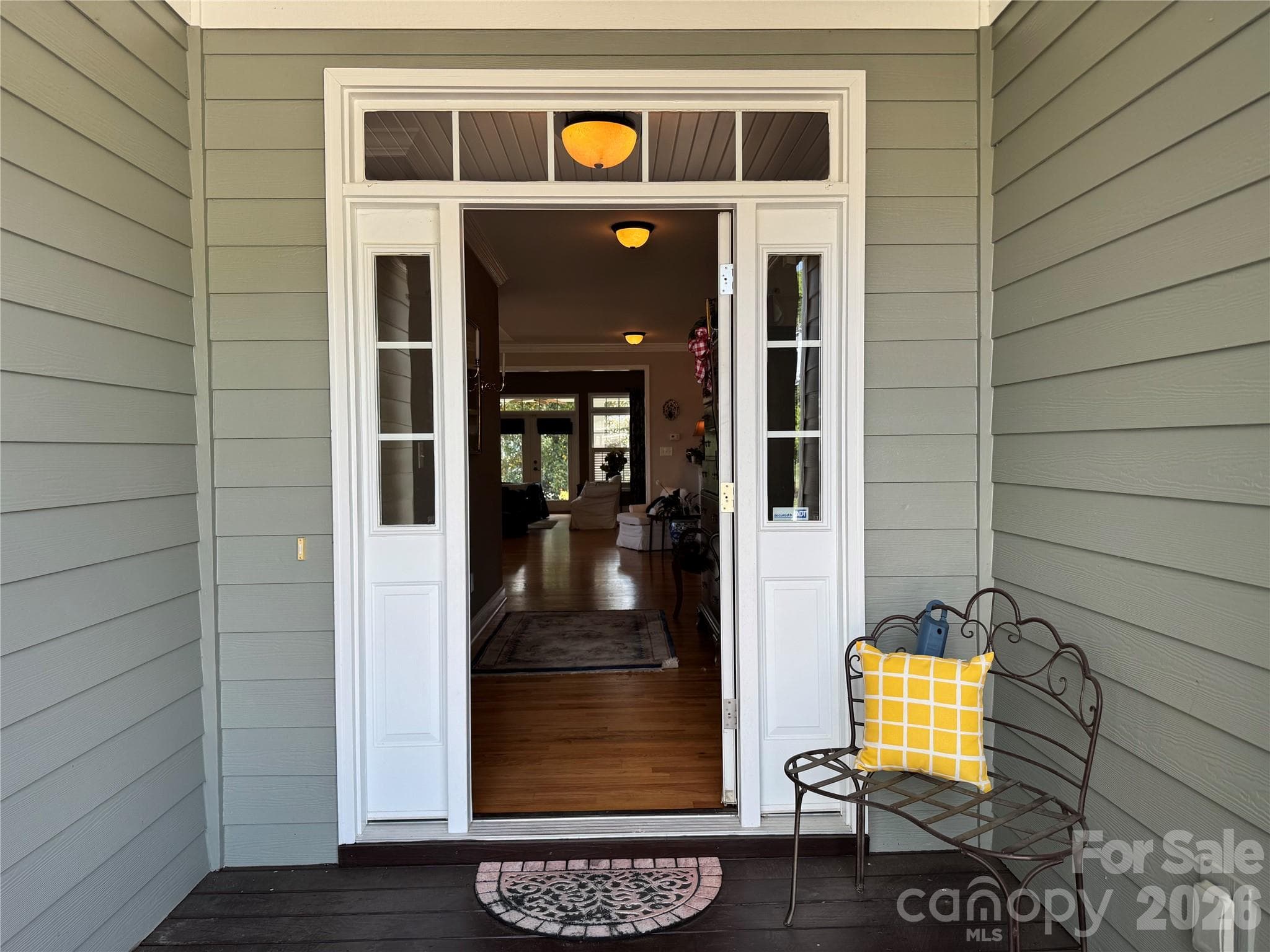 Single Family Residence at Hendersonville, photo 4 of 32