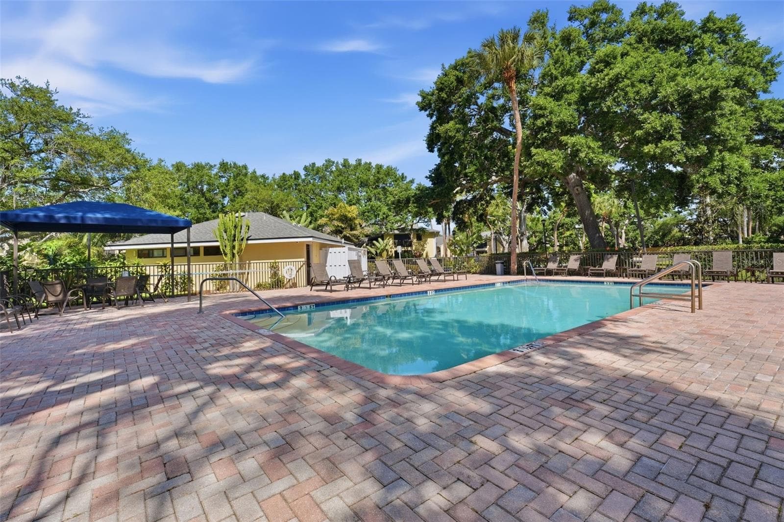 Heated pool - 2 of 2 pools - 3001 58TH AVE S #1005, ST PETERSBURG