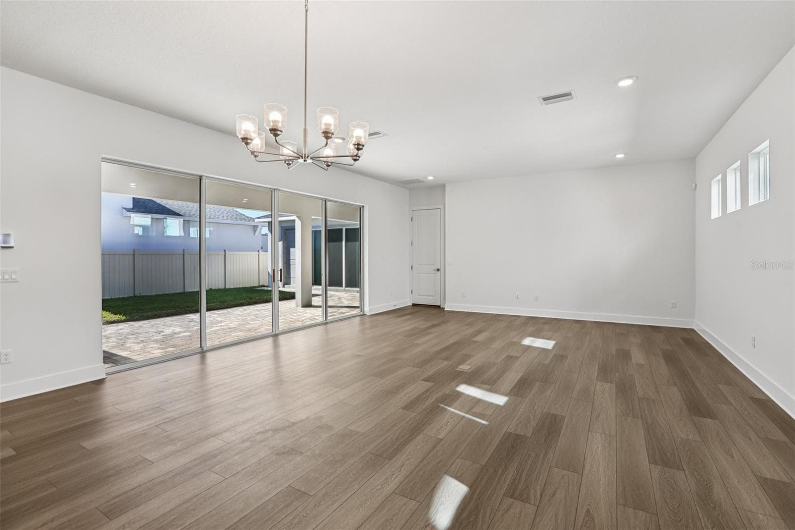 Single Family Residence at 10707 TORCHWOOD SEA WAY, SAN ANTONIO, photo 3 of 49