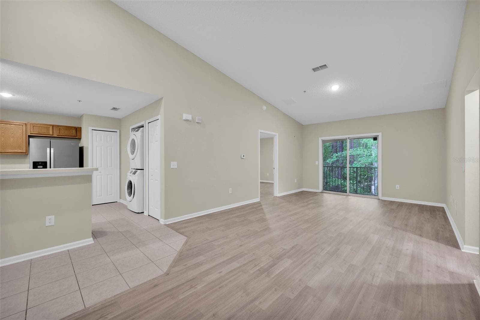 Condominium at 6111 MAGGIES CIR #110, JACKSONVILLE, photo 16 of 44