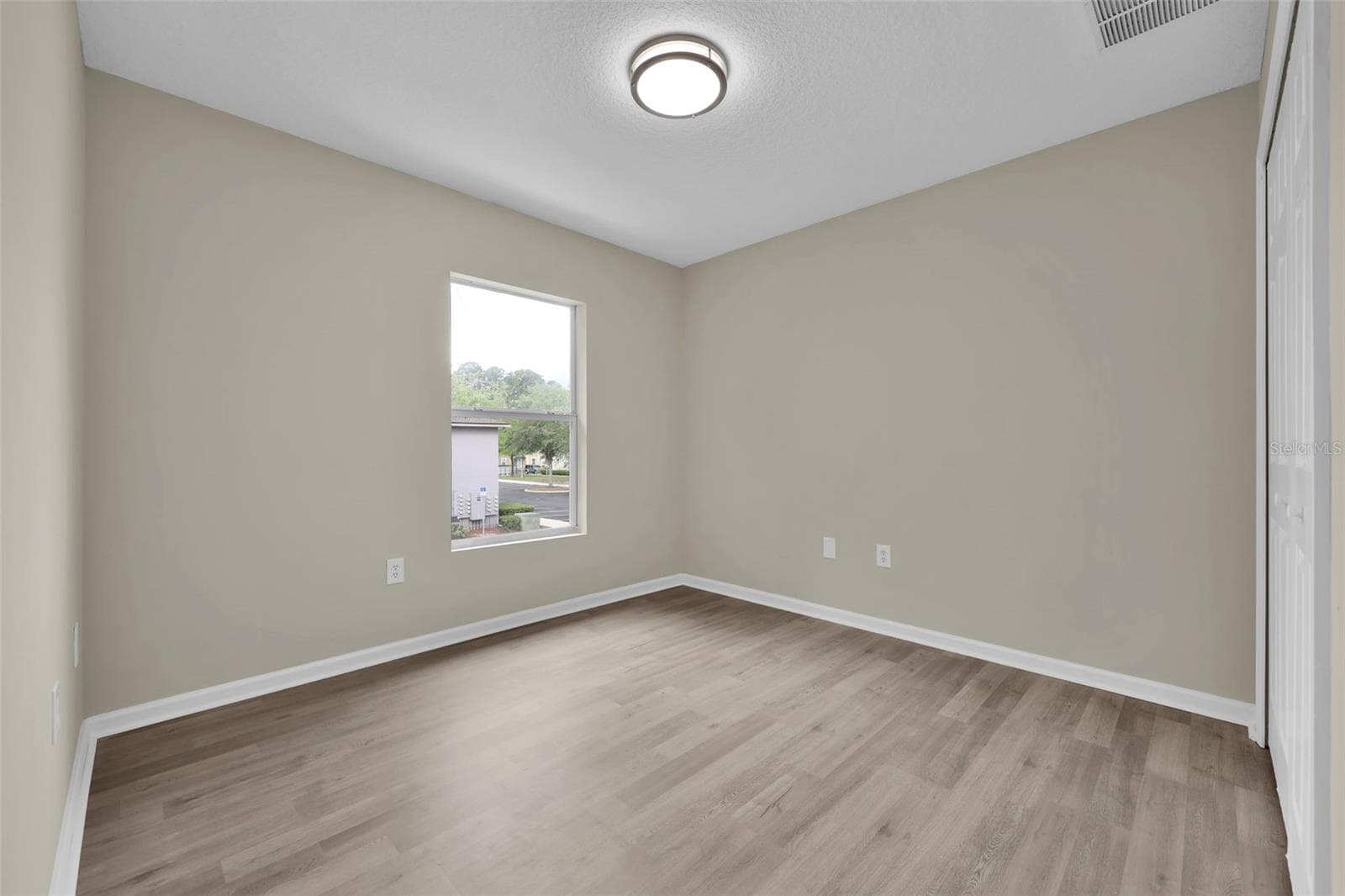 Condominium at 6111 MAGGIES CIR #110, JACKSONVILLE, photo 23 of 44