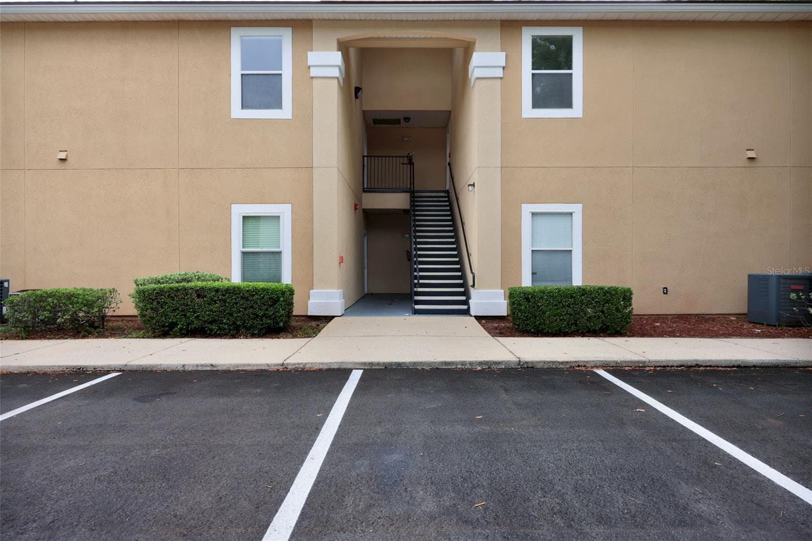 Condominium at 6111 MAGGIES CIR #110, JACKSONVILLE, photo 33 of 44