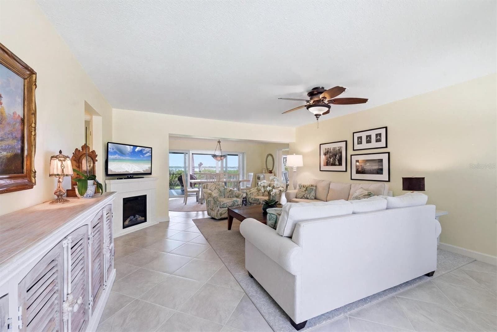 Living Area Facing the Bay - 6421 MANASOTA KEY RD, ENGLEWOOD