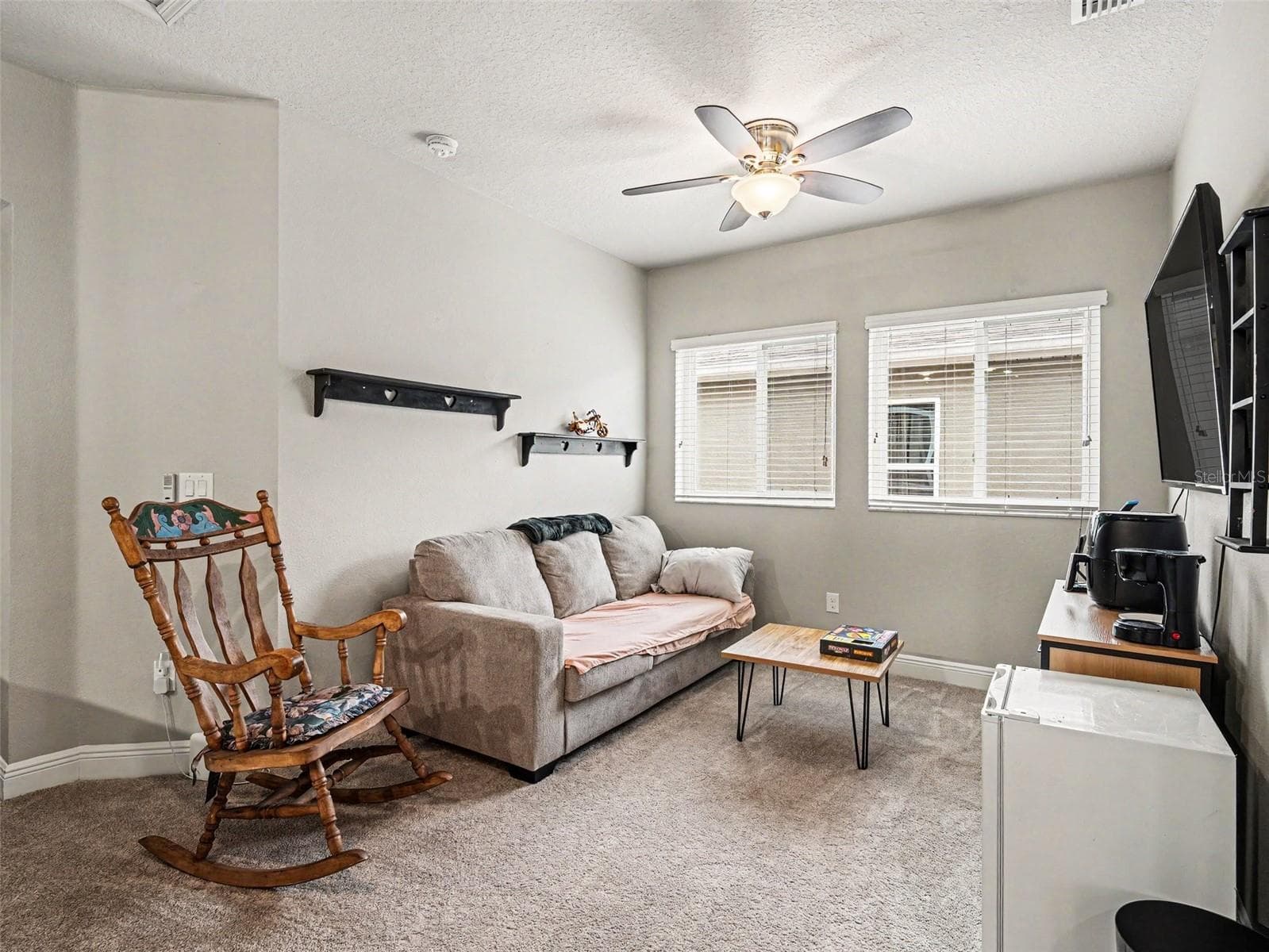 Single Family Residence at 7508 SEA LILLY CT, APOLLO BEACH, photo 8 of 16