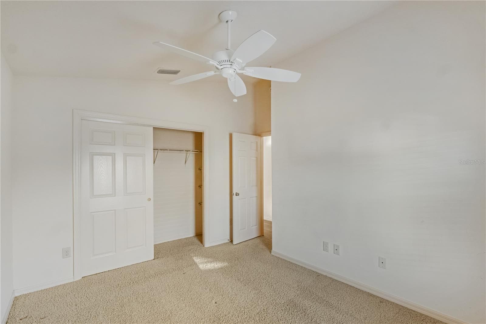 Villa at 1806 QUEENSBURY TER, THE VILLAGES, photo 22 of 28
