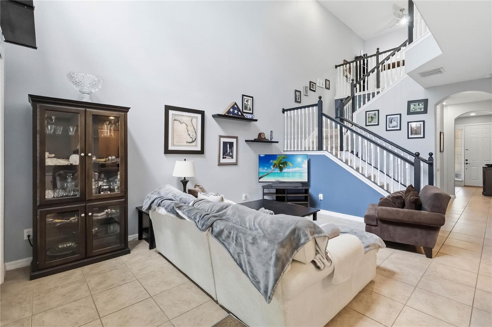 Family room from the back of the home. - 534 TERRACE SPRING DR, ORLANDO