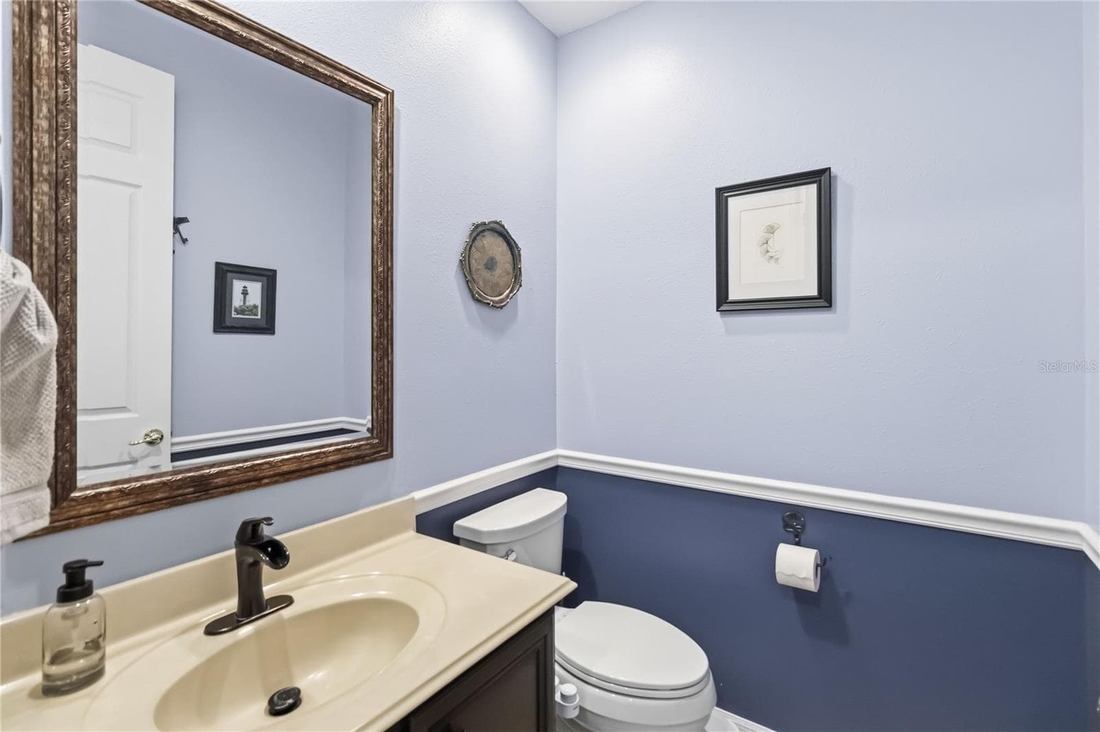 First floor half bathroom - 534 TERRACE SPRING DR, ORLANDO