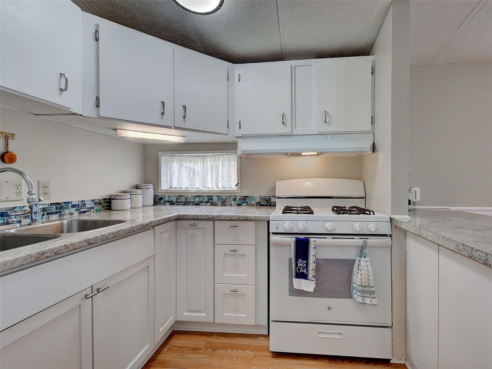 Manufactured Home at 1475 FLAMINGO DR #286, ENGLEWOOD, photo 13 of 70