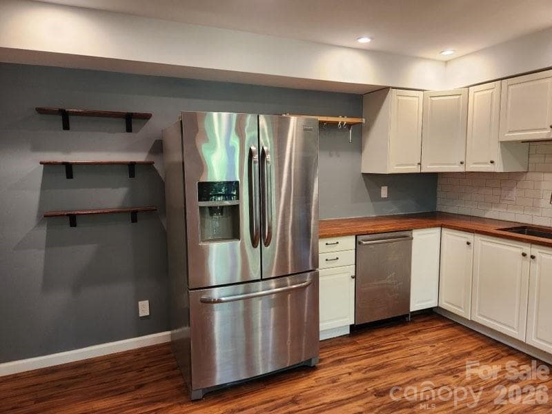 Single Family Residence at 328 Swamp Fox Drive, Fort Mill, photo 12 of 24