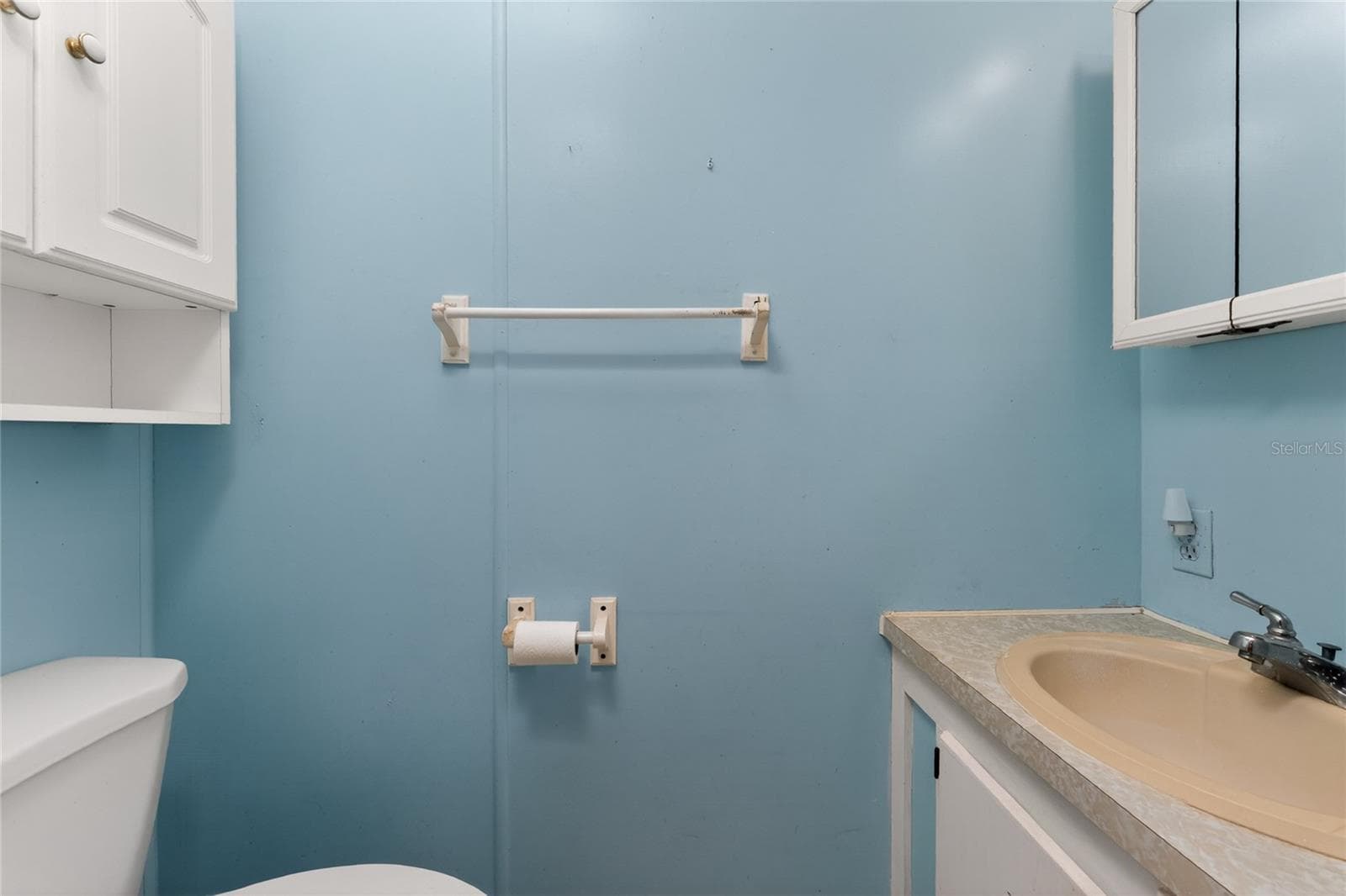 Primary bath - bath is in two separate areas - 1380 SEAGULL DR, ENGLEWOOD