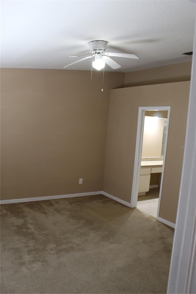 Single Family Residence at 11111 BRAMBLEBRUSH ST, TAMPA, photo 11 of 18