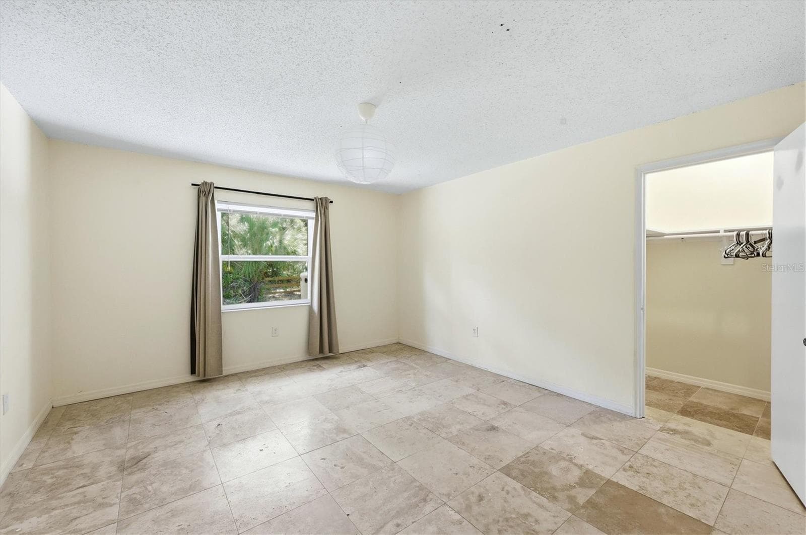 Single Family Residence at 4420 GREENWOOD STABLES RD, SARASOTA, photo 17 of 40